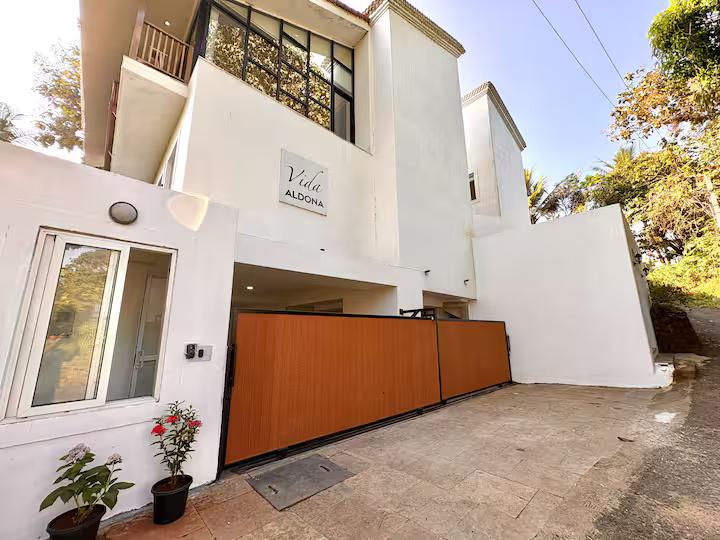 Vida Aldona Villa - 4BHK Aldona x Solis Nature