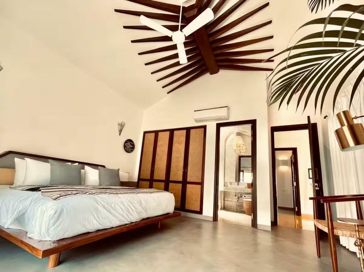Vianaar - La Mosteiro - 4BHK	Assagao x Solis Nature