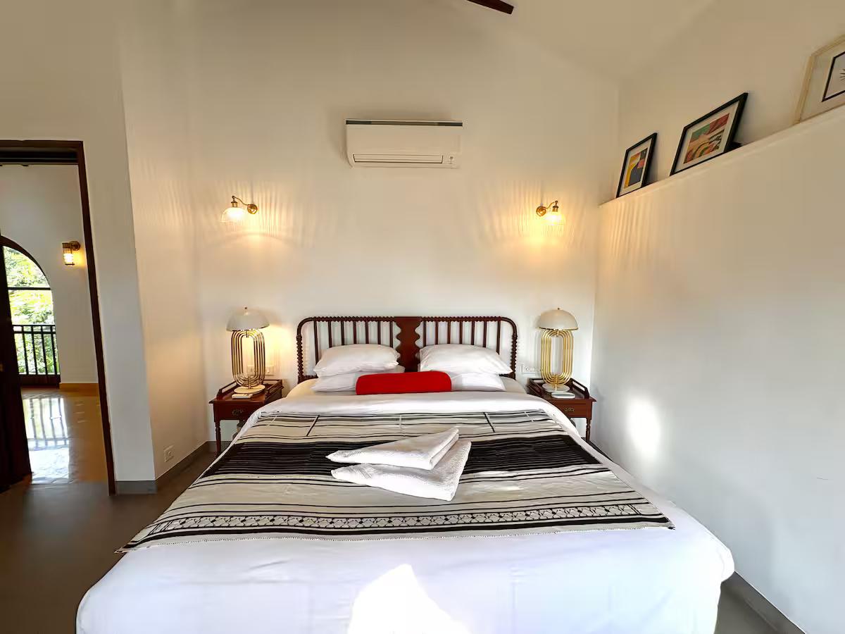 Vianaar - La Mosteiro - 4BHK	Assagao x Solis Nature
