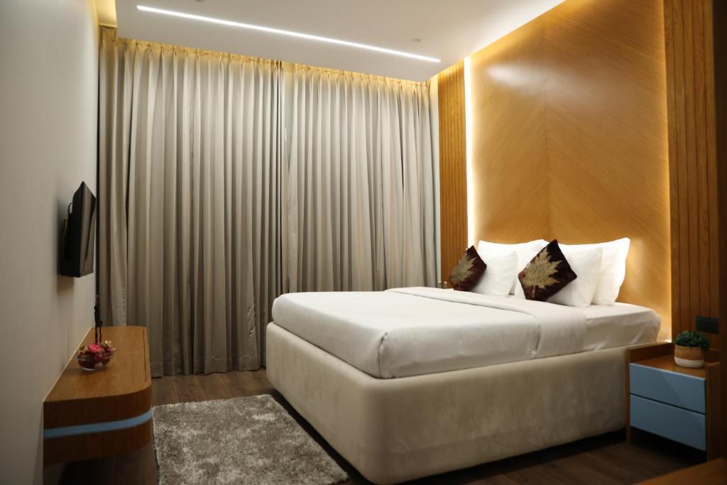 Hills and Heart Luxury stay x Solis Nature