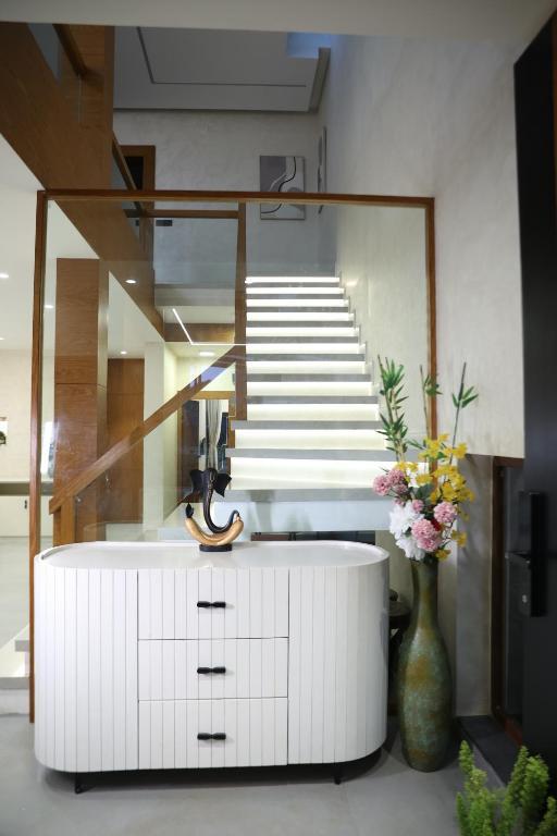 Hills and Heart Luxury stay x Solis Nature