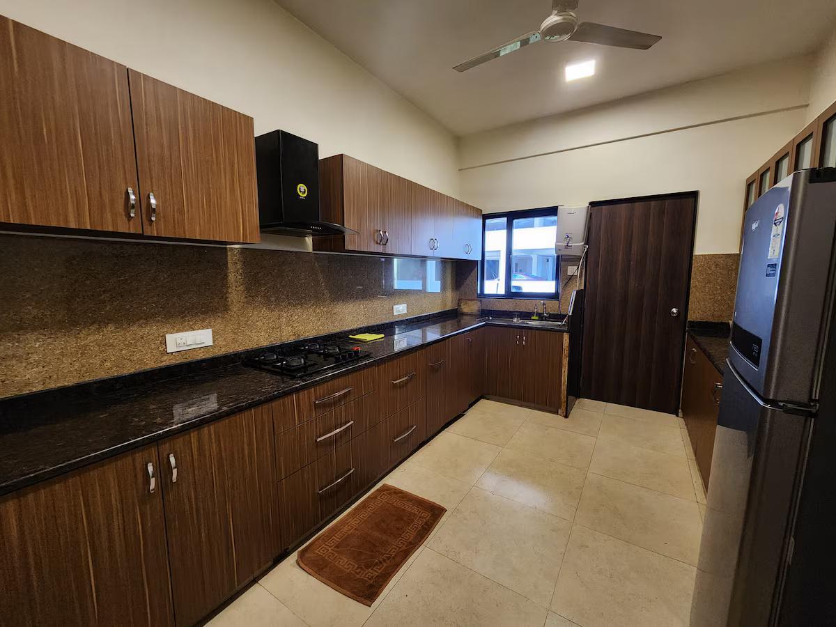 Anantam - B302 x Solis Nature