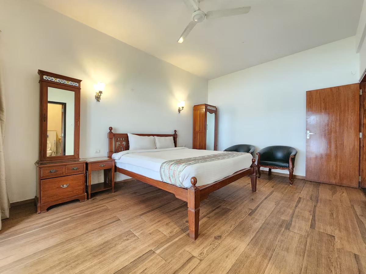 Anantam - B302 x Solis Nature