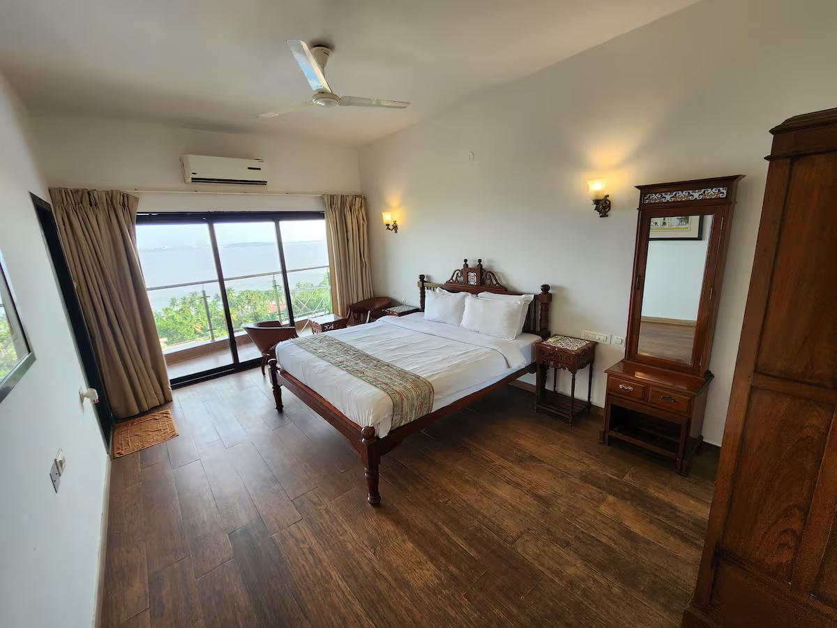 Anantam - B302 x Solis Nature