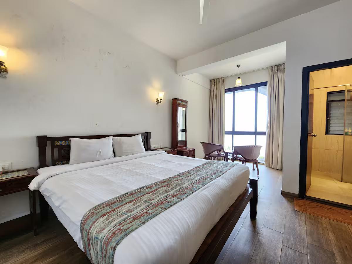 Anantam - B302 x Solis Nature