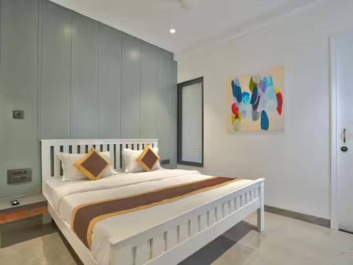 Posh 4BHK Pvt Pool Villa | 8 mins to Vagator Beach x Solis Nature