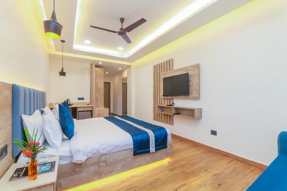 The Tal Paradise x Solis Nature