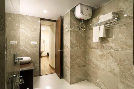 Shivani Foods And Resort, Ranikhet x Solis Nature