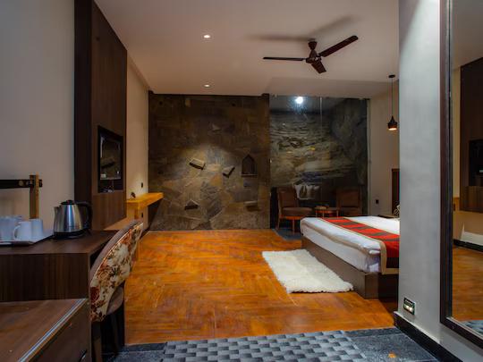 The Mountain Paradise Resort, Almora x Solis Nature