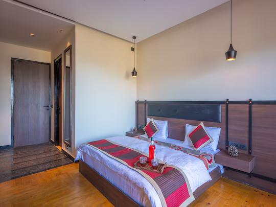 The Mountain Paradise Resort, Almora x Solis Nature