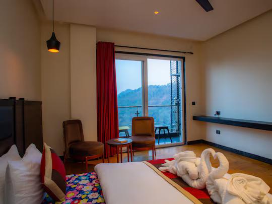 The Mountain Paradise Resort, Almora x Solis Nature